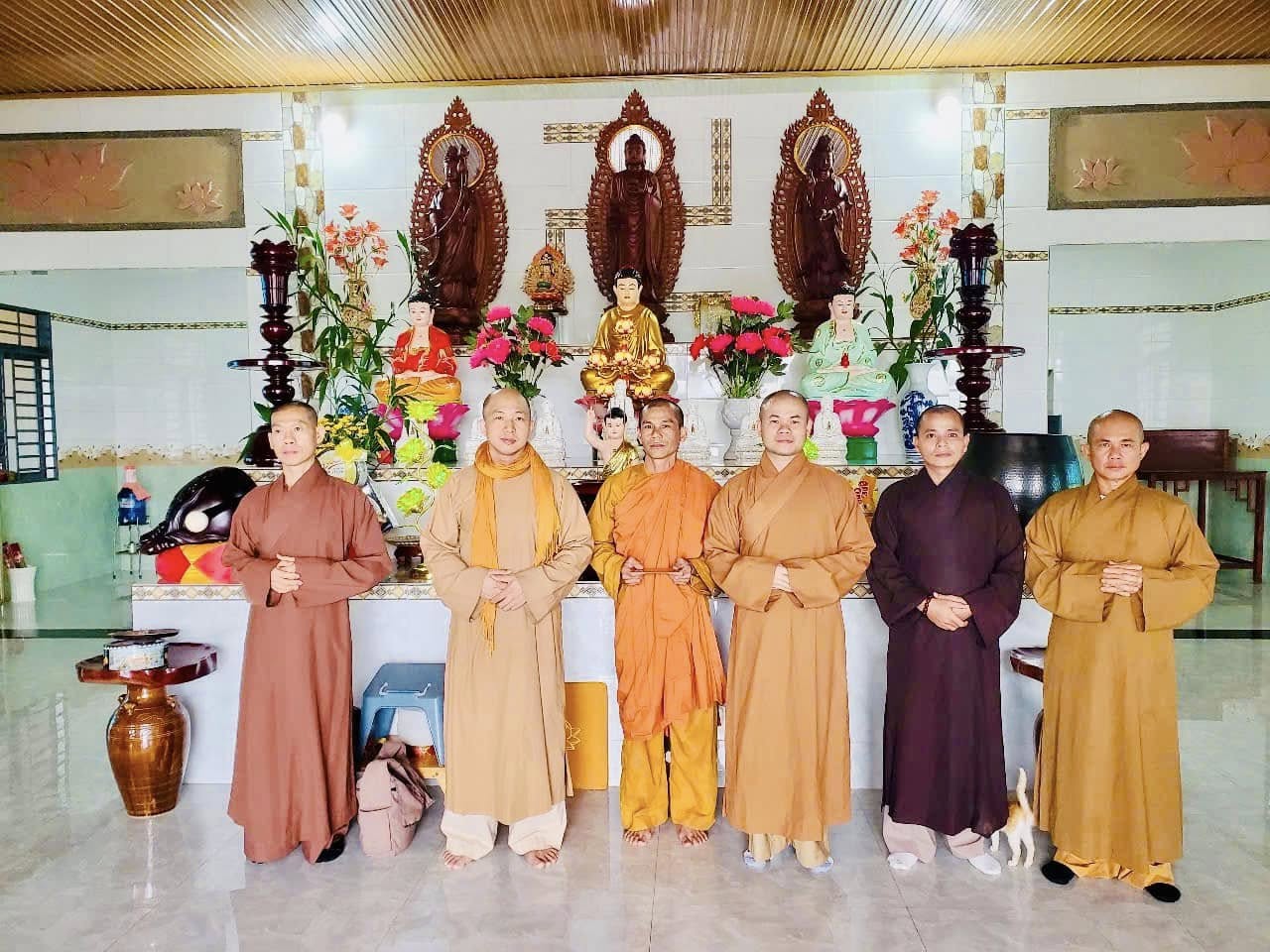 LÂM ĐỒNG: Ban Quản Trị Tông phong thăm, chúc tết các tự viện Tông phong tại tỉnh Lâm Đồng và chia sẻ về các Phật sự Xuân Ất Tỵ 2025